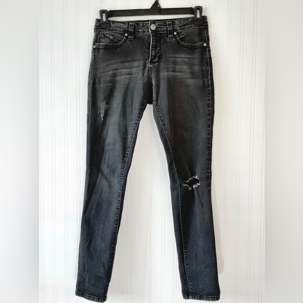 Royalty For Me Wanna Better Butt Jeans Women’s Size 8 Distressed Black Skinny - Picture 2 of 10
